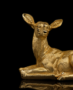 Seating deer(A665)