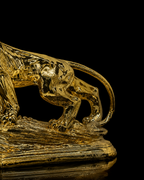 Standing lion(A522)